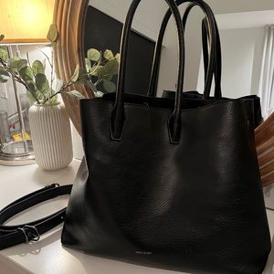 Black Matt and Nat mid size tote